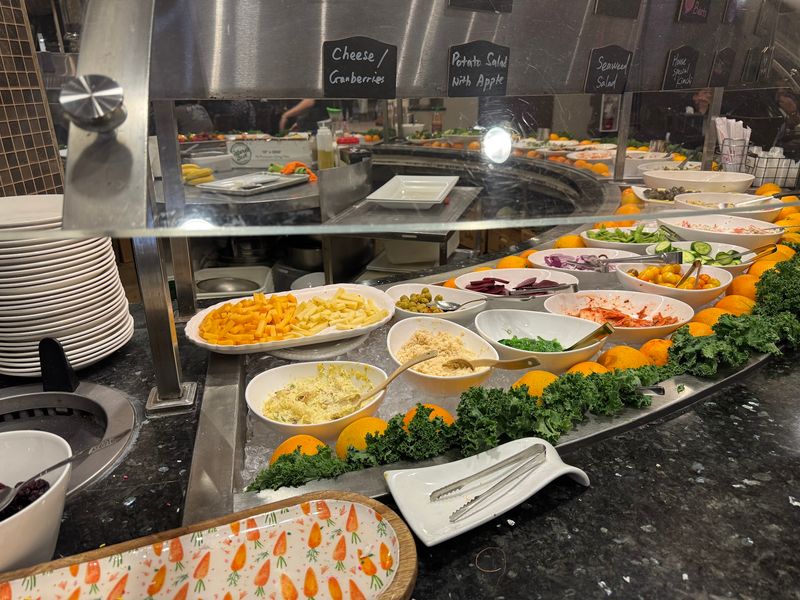 A Las Vegas-Inspired Feast in the Heart of Glendale A Las Vegas-Inspired Feast in the Heart of Glendale
