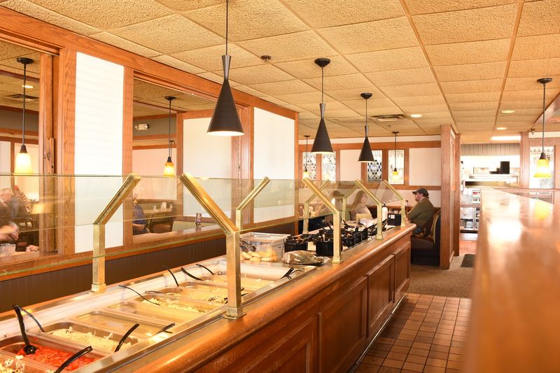 A Locally Owned Restaurant in a Chain-Heavy World A Locally Owned Restaurant in a Chain-Heavy World