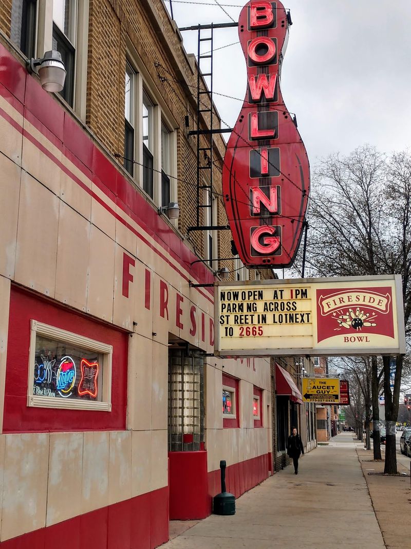 A Logan Square Landmark Built in the 1940s A Logan Square Landmark Built in the 1940s