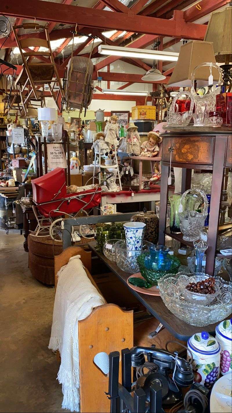 A Market That Feels Like a Museum Through Time A Market That Feels Like a Museum Through Time