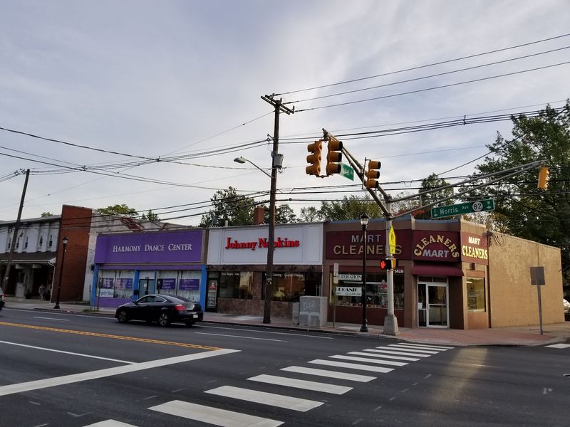 A Morris Avenue Pizza Stop With Union Roots