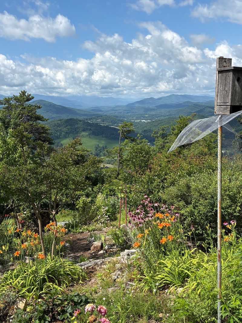 A Mountain Temple With a Tennessee Address A Mountain Temple With a Tennessee Address