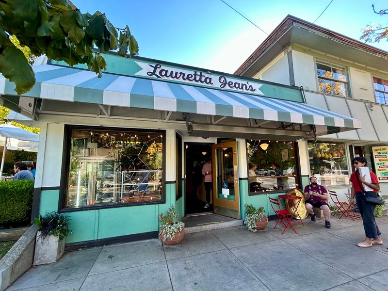 A Neighborhood Bakeshop on SE Division Street