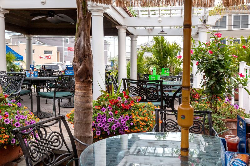 A Patio With Serious Staying Power A Patio With Serious Staying Power