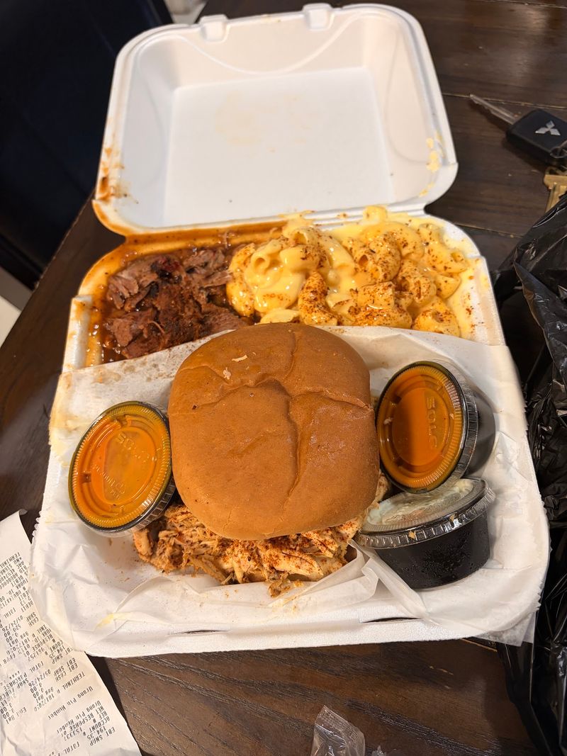 A Pulled Pork Sandwich That Earns The Hype A Pulled Pork Sandwich That Earns The Hype