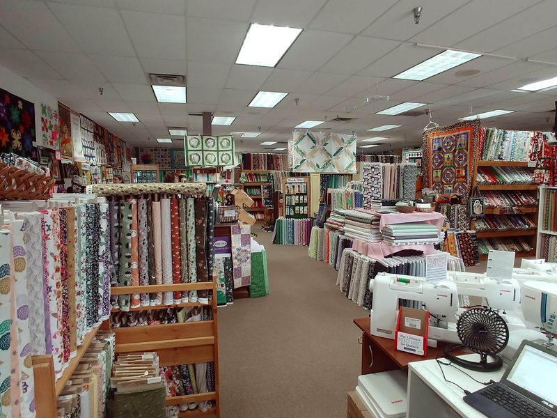 A Quilt Shop Tucked Along Hendersonville Road A Quilt Shop Tucked Along Hendersonville Road