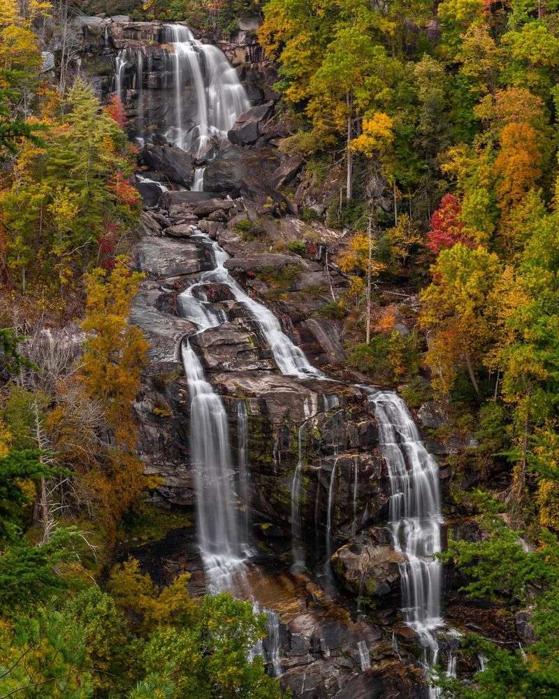 A Record-Setting Waterfall on the State Line A Record-Setting Waterfall on the State Line