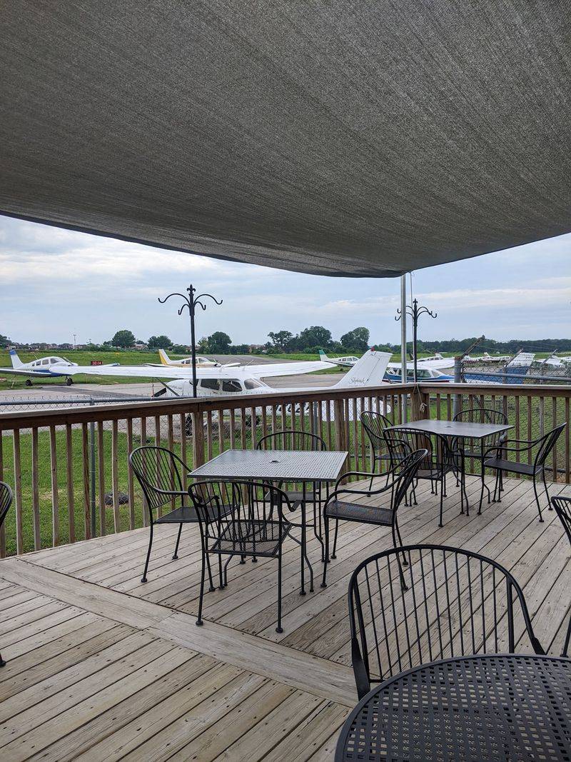 A Runway-Side Cafe Hiding in Plain Sight