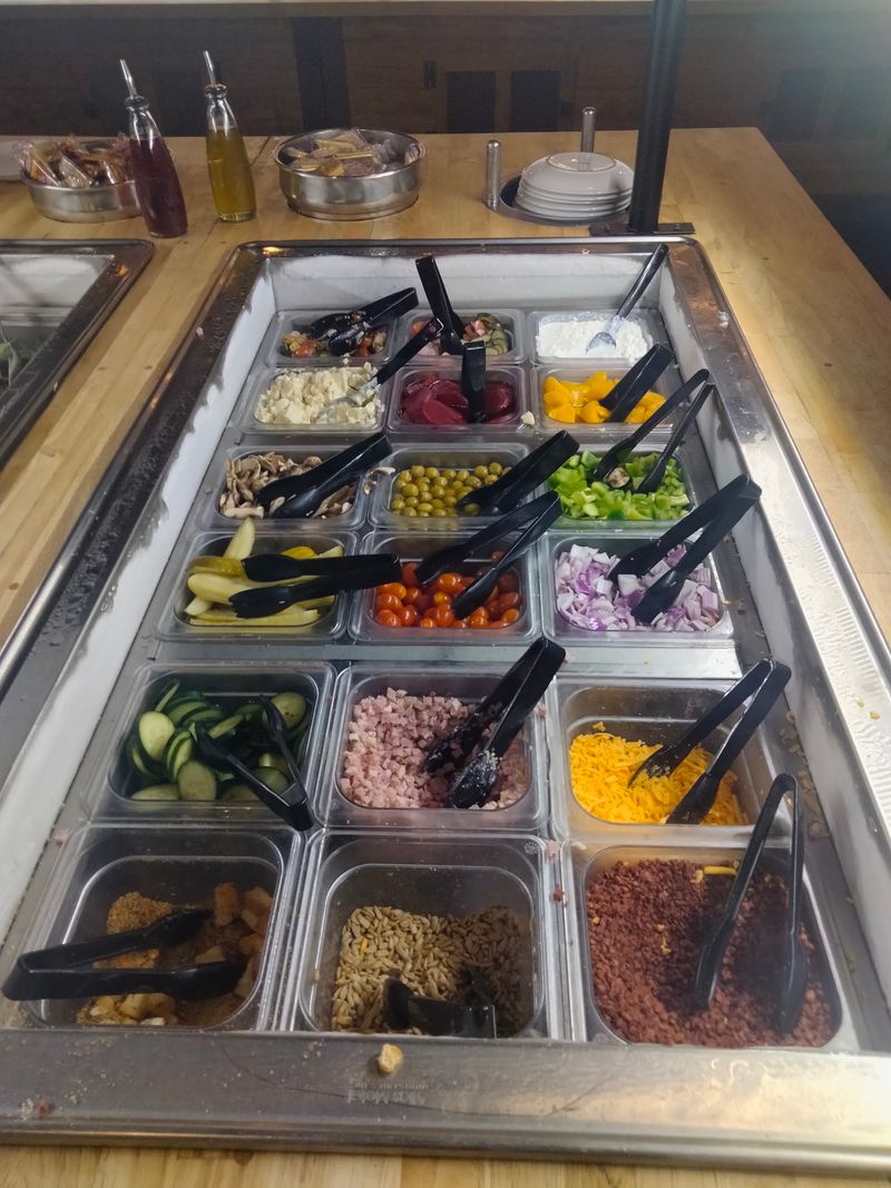 A Salad Bar Worth the Trip Up