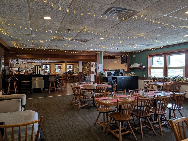 A Seafood Standby in Lavallette A Seafood Standby in Lavallette