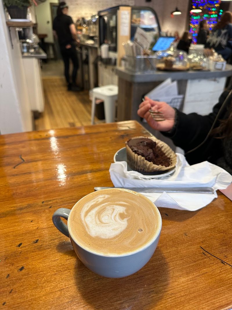 A Staff That Turns First-Timers into Regulars A Staff That Turns First-Timers into Regulars