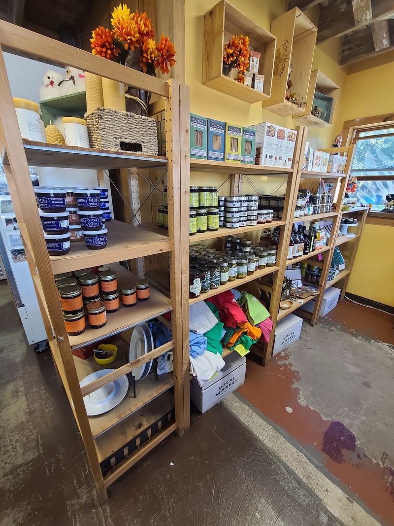 A Store Built For Local Stock-Ups A Store Built For Local Stock-Ups