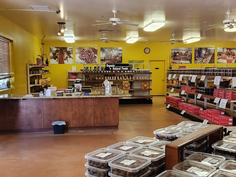 A Store Stocked With Homegrown Dates A Store Stocked With Homegrown Dates