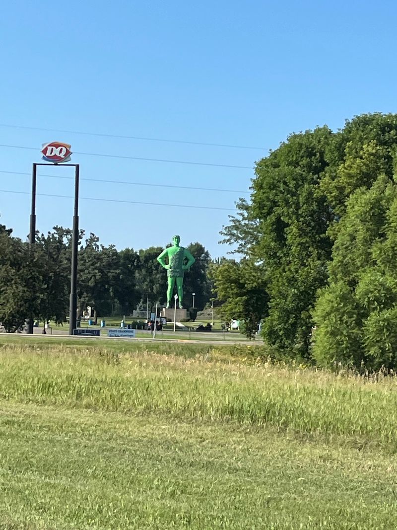 A Surprisingly Easy Stop Right Off the Interstate A Surprisingly Easy Stop Right Off the Interstate