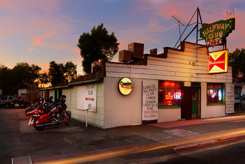 A Throwback Joint on East Fourth Street A Throwback Joint on East Fourth Street
