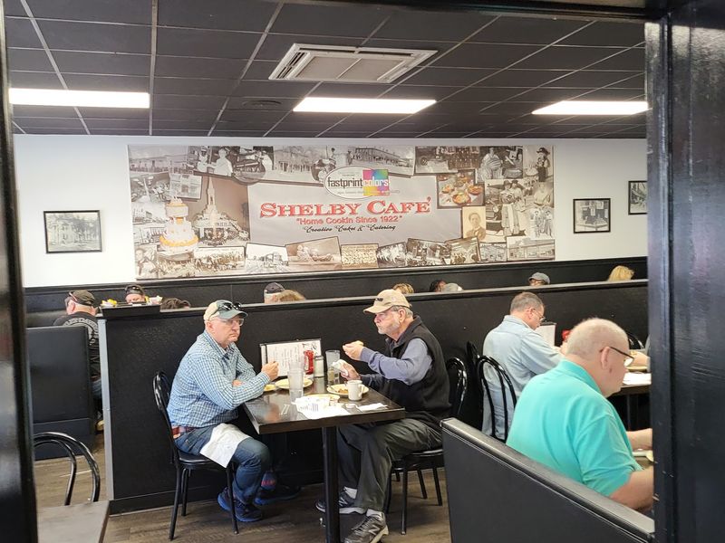 A Warm Welcome and Small-Town Service