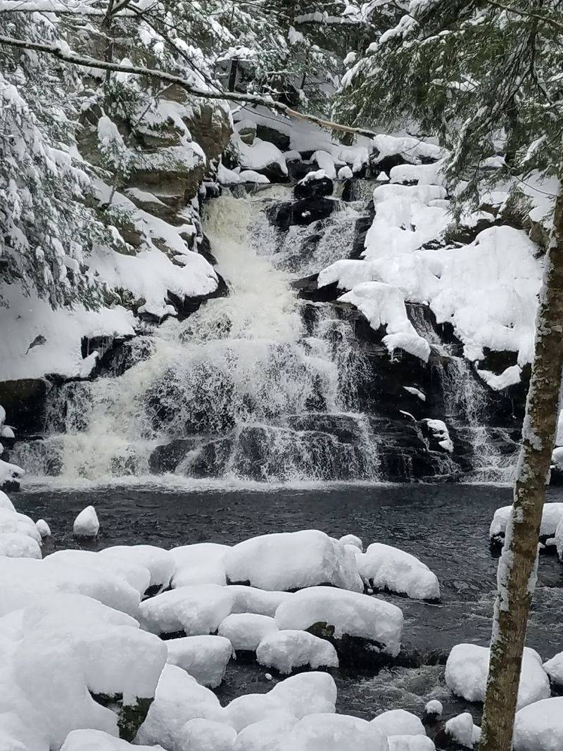 A Waterfall With a Different Mood Each Season A Waterfall With a Different Mood Each Season