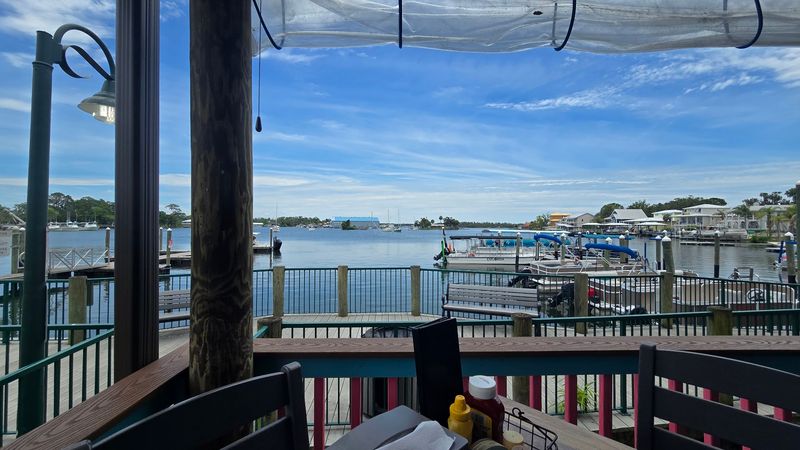 A Waterside Seafood Haven in Crystal River A Waterside Seafood Haven in Crystal River