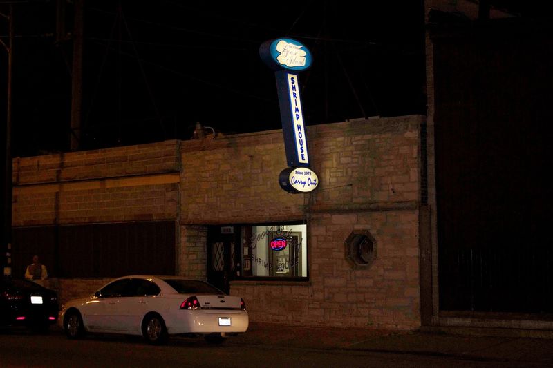 A West Division Street Institution in Chicago's Goose Island Neighborhood A West Division Street Institution in Chicago's Goose Island Neighborhood