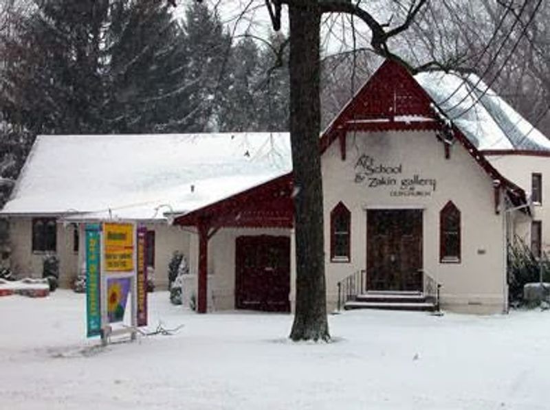 A hands-on art school on Piermont Road A hands-on art school on Piermont Road