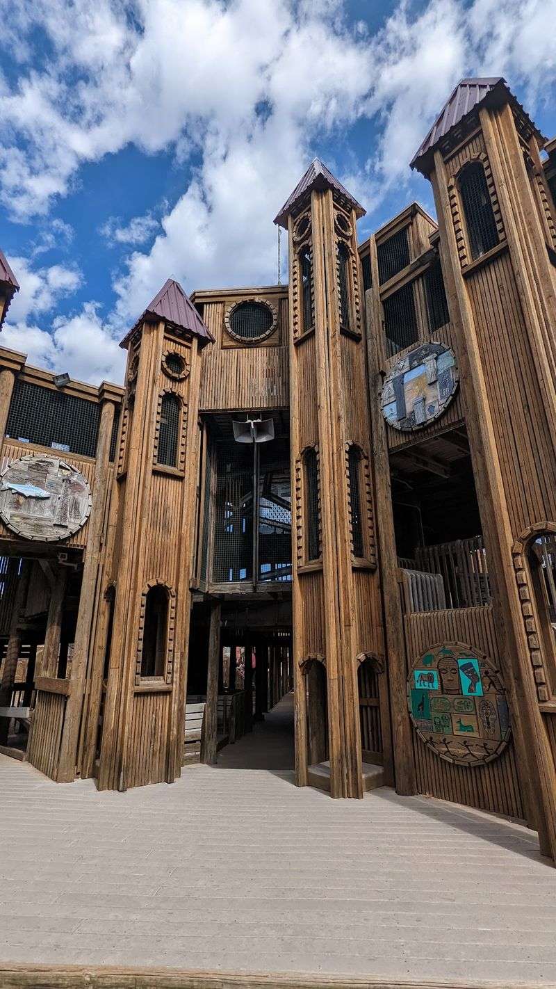 Adventure Quest - The Castle Playground That Steals the Show Adventure Quest - The Castle Playground That Steals the Show