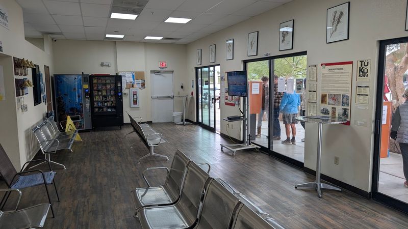 Air Conditioning and Shady Seats