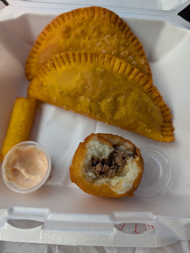 Alcapurrias, the Fritters Behind the Buzz Alcapurrias, the Fritters Behind the Buzz