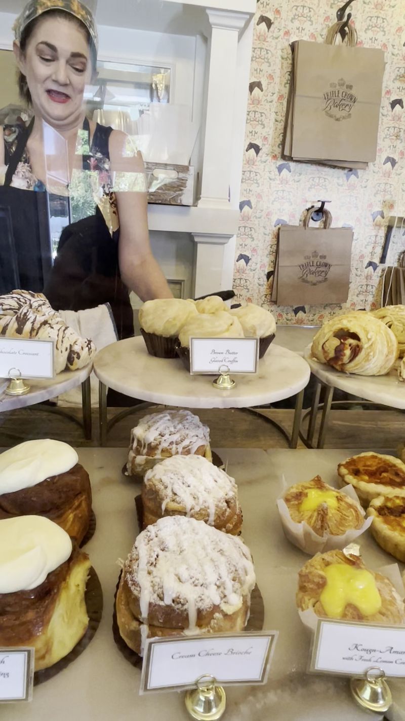 Alena Vaughn built the bakery around pastry craft Alena Vaughn built the bakery around pastry craft