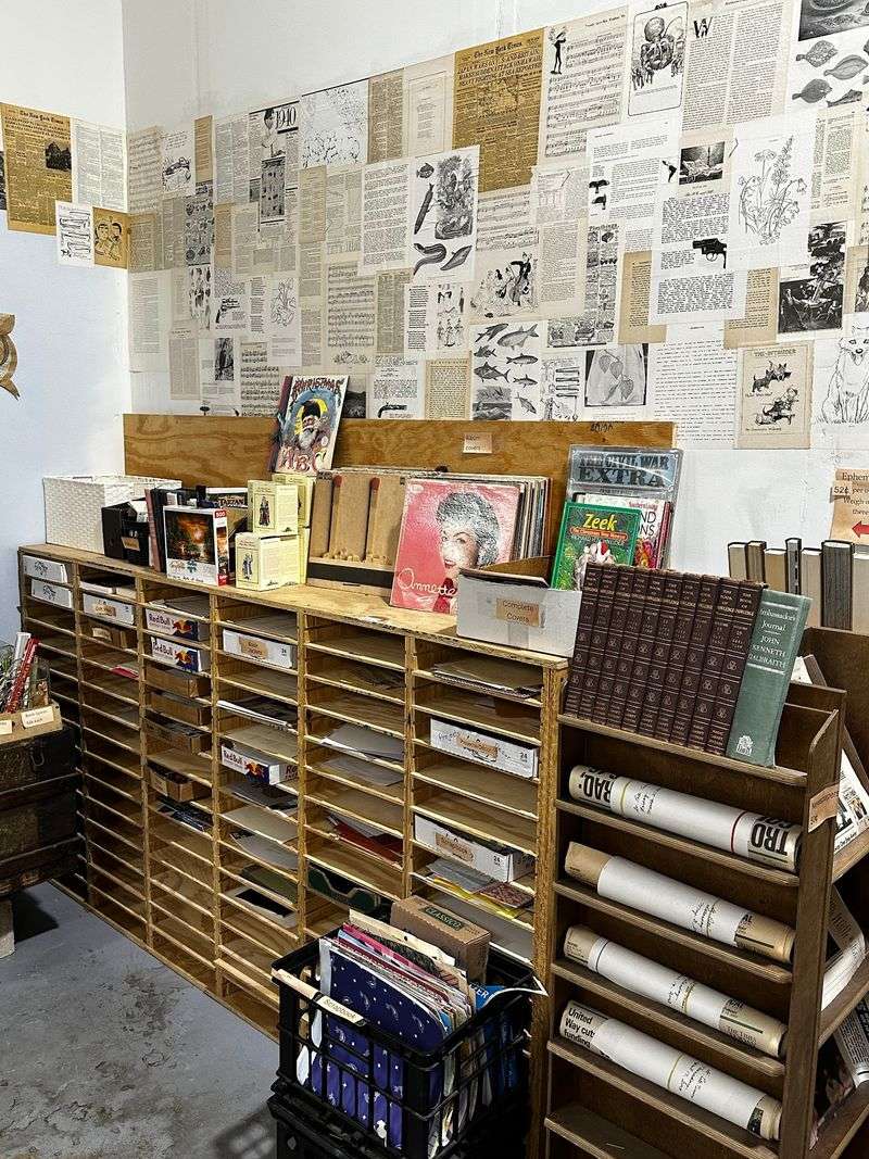An Art and Craft Corner That Sparks Ideas An Art and Craft Corner That Sparks Ideas