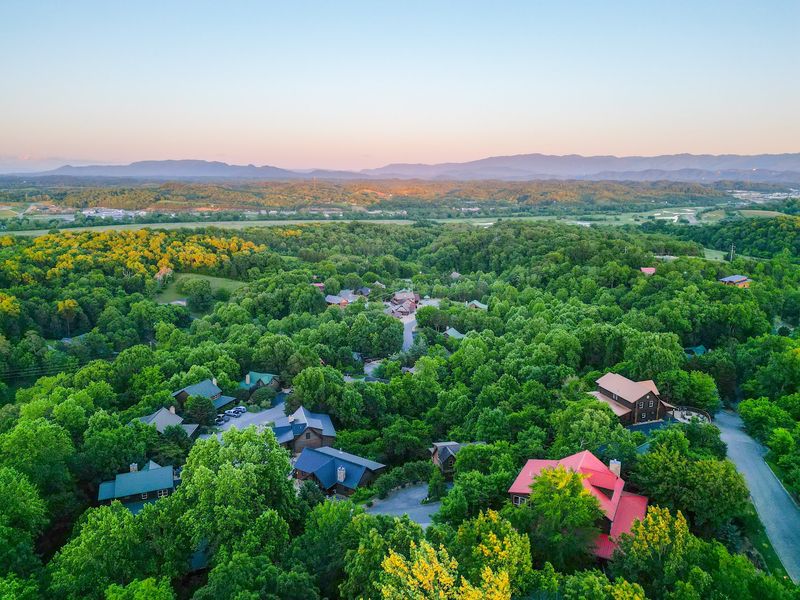 An Unbeatable Location Near Big Attractions