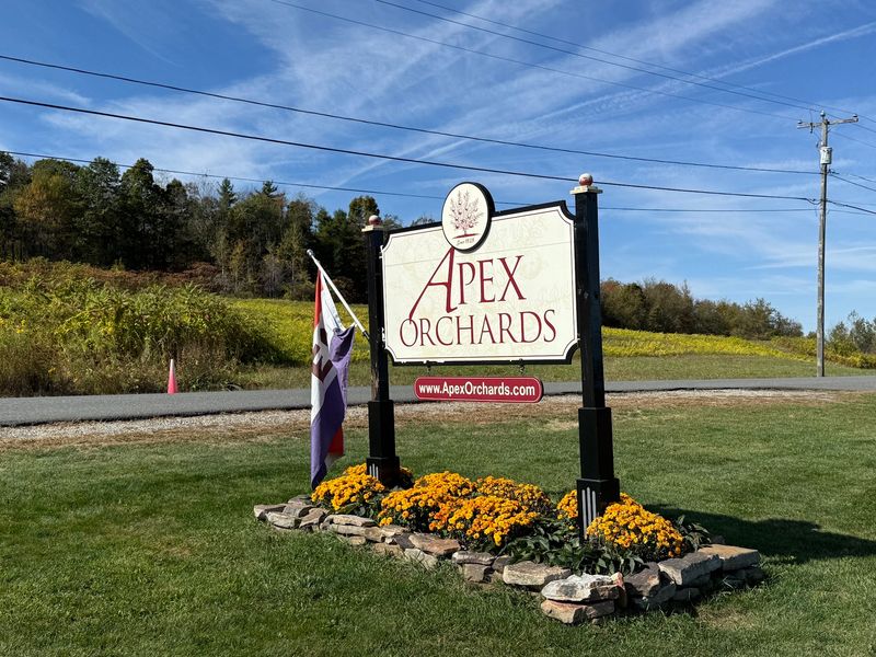 Apex Orchards, Shelburne Falls, MA
