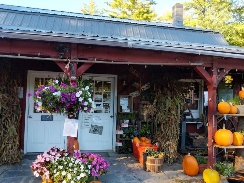 Beaver Pond Farm Stand, Newport, New Hampshire Beaver Pond Farm Stand, Newport, New Hampshire
