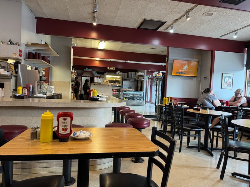 Benji's Deli & Restaurant, Shorewood, Wisconsin Benji's Deli & Restaurant, Shorewood, Wisconsin
