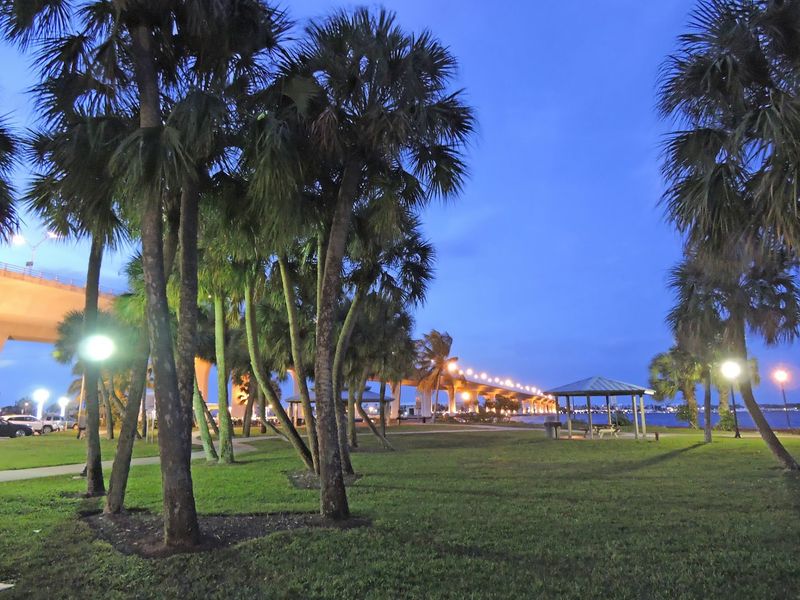 Best Times to Visit This Coastal Gem Best Times to Visit This Coastal Gem
