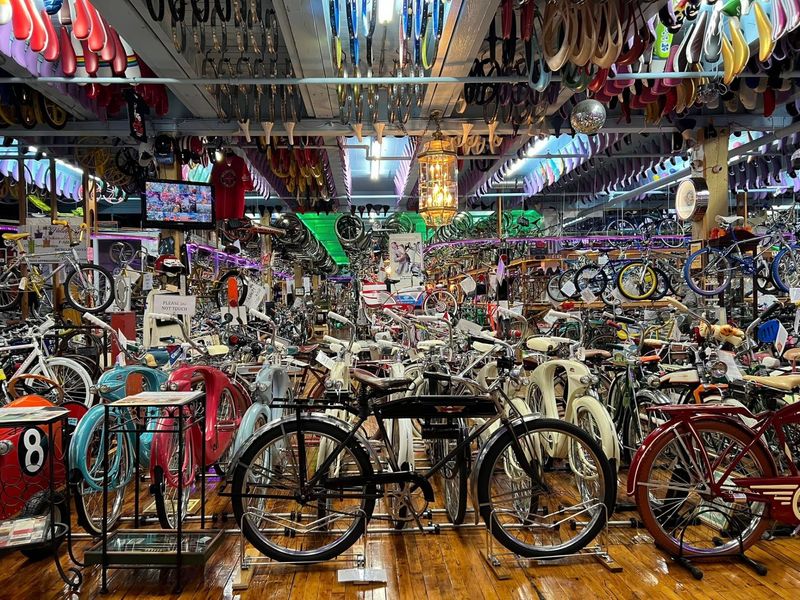 Bicycle Heaven, Pittsburgh, Pennsylvania Bicycle Heaven, Pittsburgh, Pennsylvania