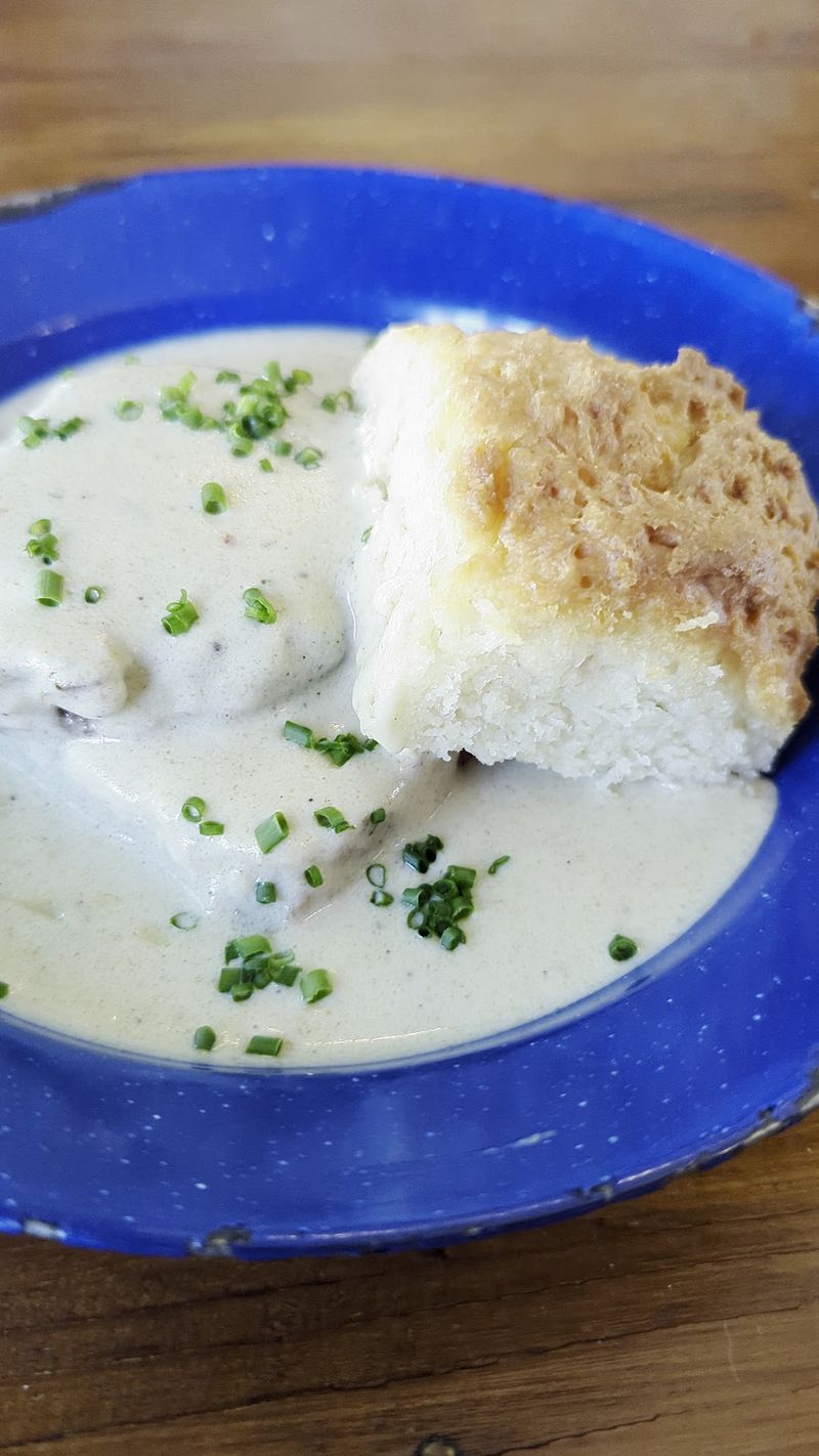 Biscuits and Gravy Done Right Biscuits and Gravy Done Right