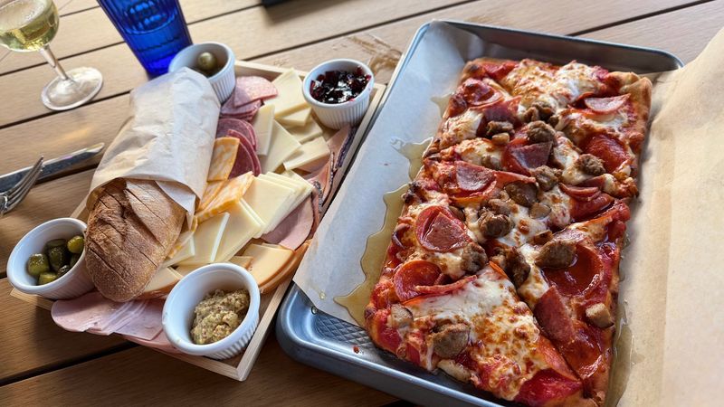 Bites To Pair With A Pour Bites To Pair With A Pour