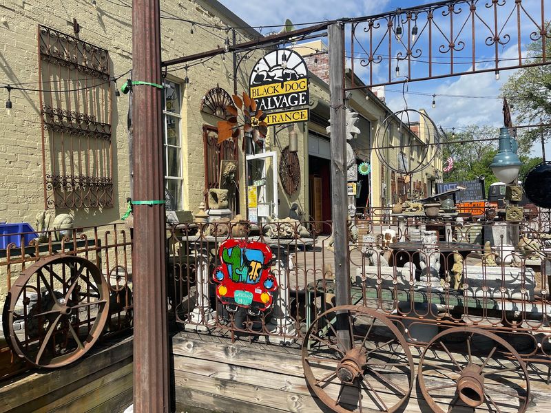 Black Dog Salvage - Main Showroom, Roanoke, Virginia Black Dog Salvage - Main Showroom, Roanoke, Virginia