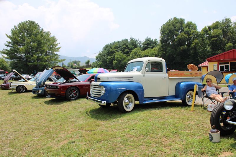 Blankets, Truck Beds, and Lawn Chairs Blankets, Truck Beds, and Lawn Chairs