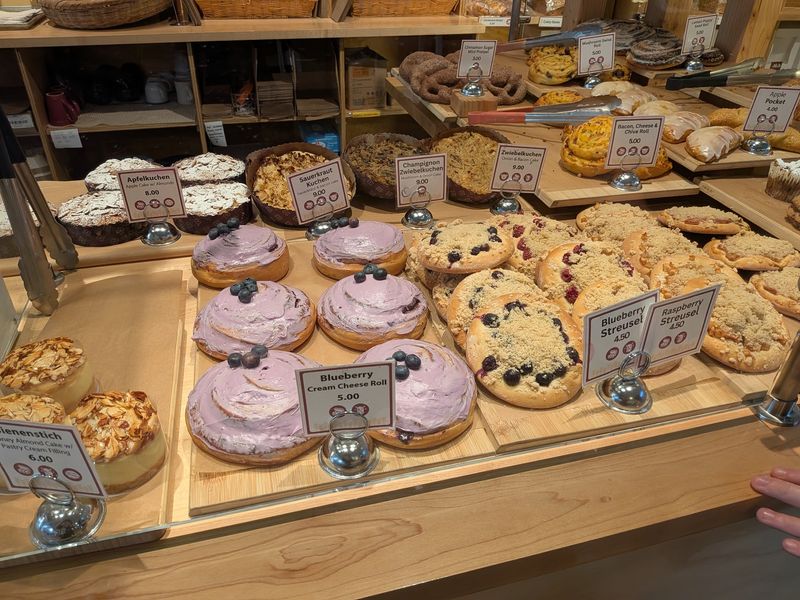 Blueberry Streusel and Sweet Pastries Worth the Trip Blueberry Streusel and Sweet Pastries Worth the Trip