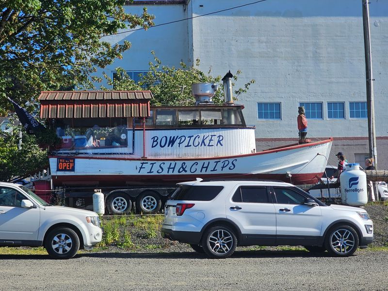Bowpicker Fish and Chips, Oregon, Astoria Bowpicker Fish and Chips, Oregon, Astoria