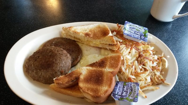 Breakfast That Earns Its Reputation Before 10 AM