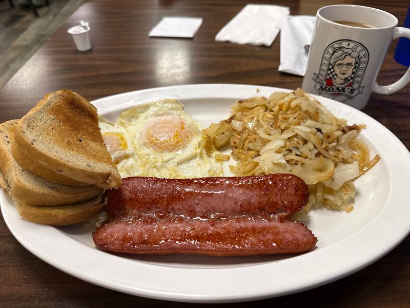 Breakfast That Never Watches the Clock Breakfast That Never Watches the Clock