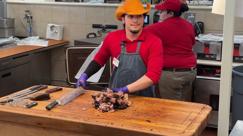 Brisket Sandwiches and Hot Food Worth the Hype Brisket Sandwiches and Hot Food Worth the Hype