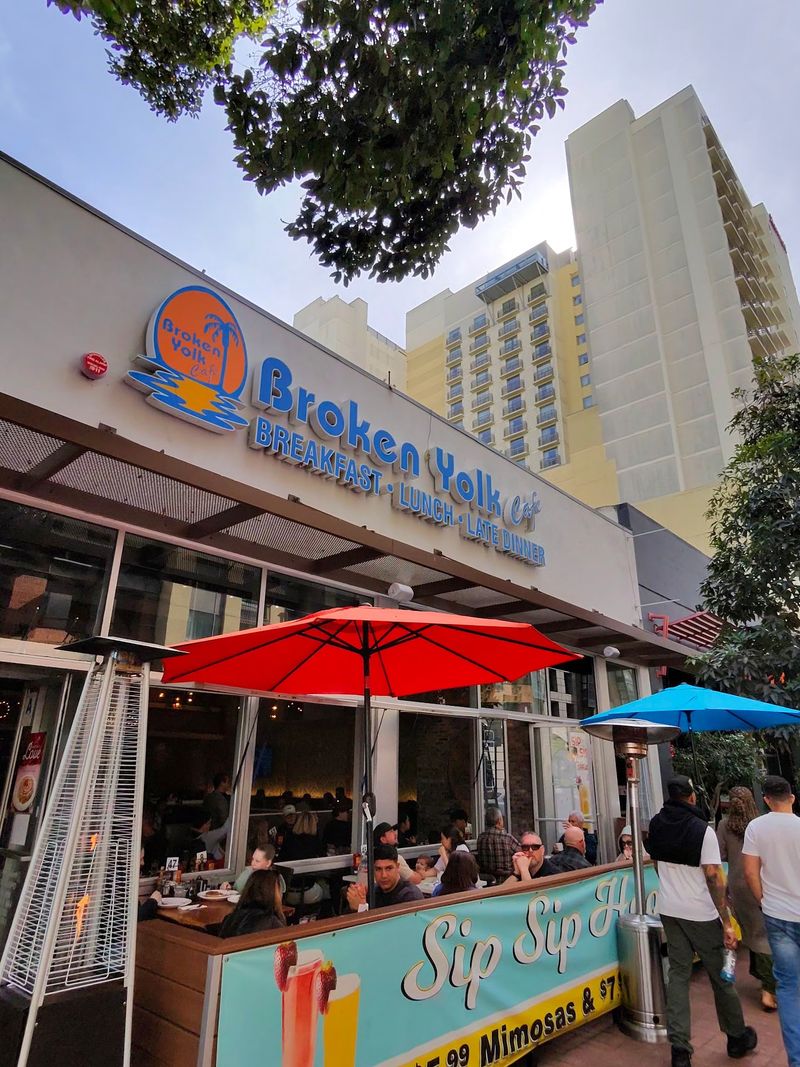 Broken Yolk Cafe, San Diego, California Broken Yolk Cafe, San Diego, California