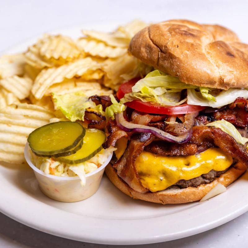 Burgers And Comfort Plates Done Right Burgers And Comfort Plates Done Right