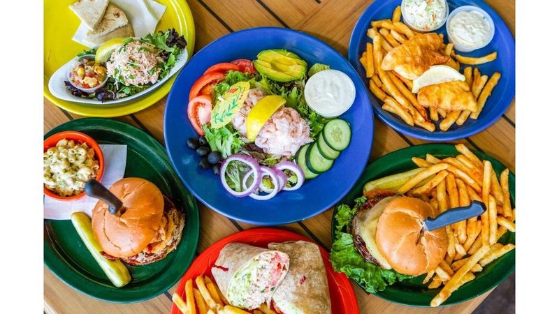 Burgers, Salads, and Shareable Starters Burgers, Salads, and Shareable Starters