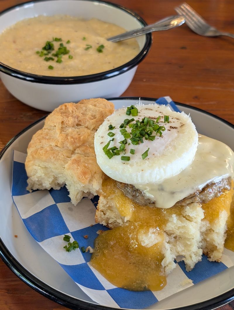 Buttermilk Biscuits That Steal the Show Buttermilk Biscuits That Steal the Show