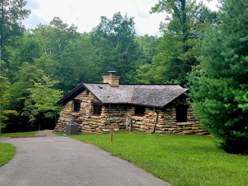 Cabins That Range From Rustic to Modern Cabins That Range From Rustic to Modern