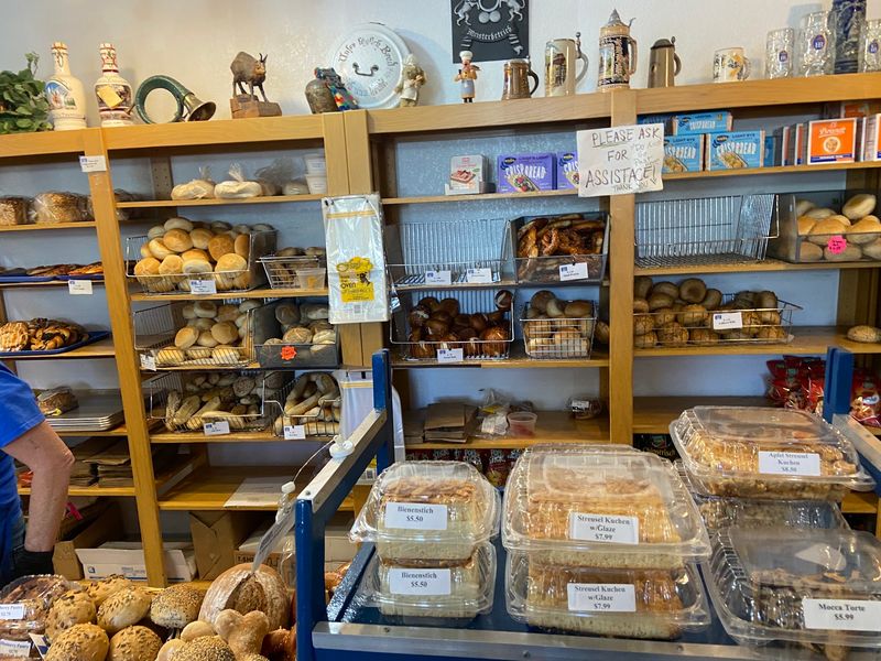 Cakes and Christmas Stollen Cakes and Christmas Stollen
